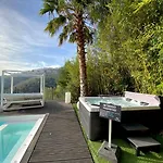 Colina Cannes בית הארחה 4*