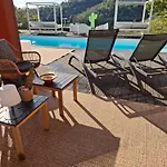 בית הארחה Colina Cannes