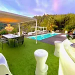 בית הארחה Colina Cannes