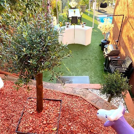 Гостевой дом Colina Мандельё-ла-Напуль