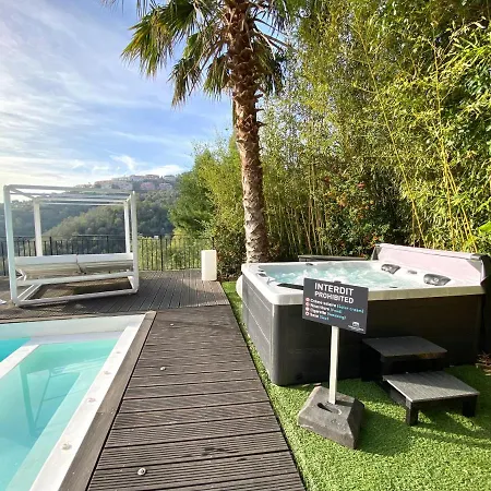 Πανσιόν Colina Mandelieu