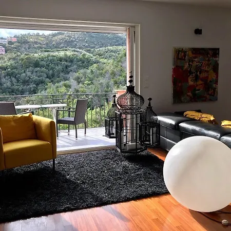 Colina Πανσιόν