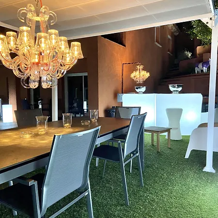 Konukevi Colina Cannes 4*