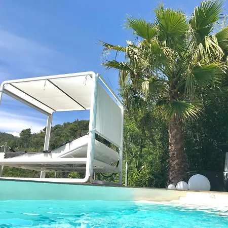 Guest house Colina