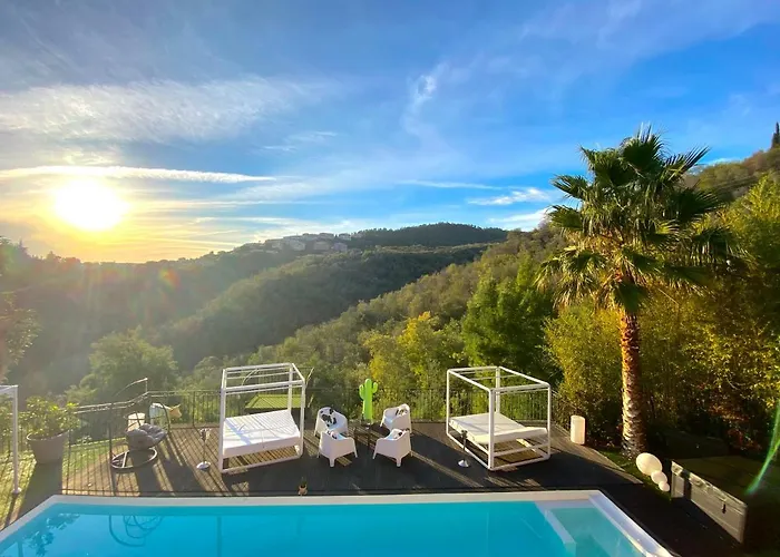 Colina Casa de hóspedes 4*